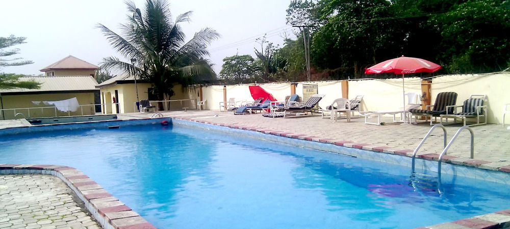 Tiffany Hotel And Towers Imogwu-Agwa Ngoại thất bức ảnh